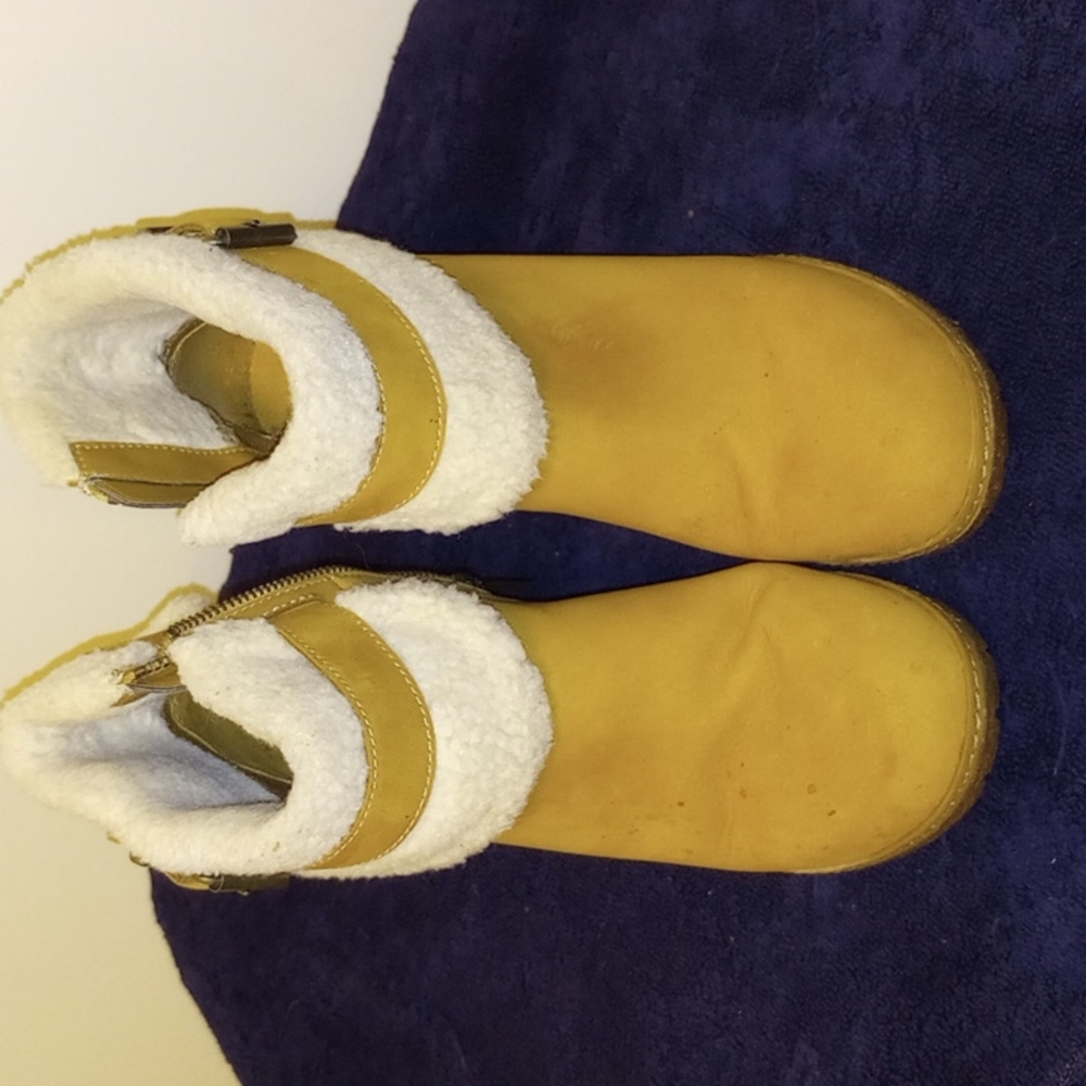 Heeled Timberland Boot